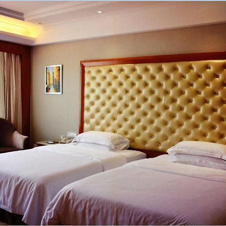 St. Tropez Hotel Changsha Bagian luar foto
